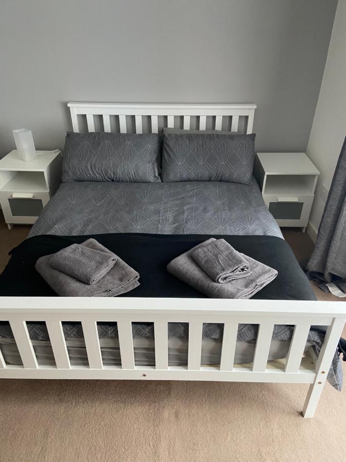 Cosy 3-Bedroom House, Stones Throw To Beach Веймут Екстер'єр фото